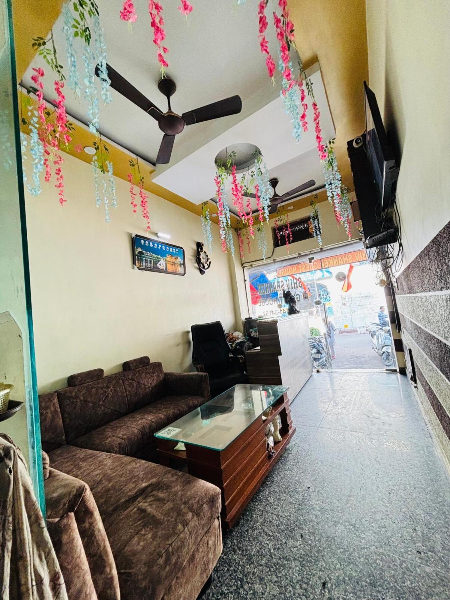Shiv Shankar Guest House Amritsar Bagian luar foto