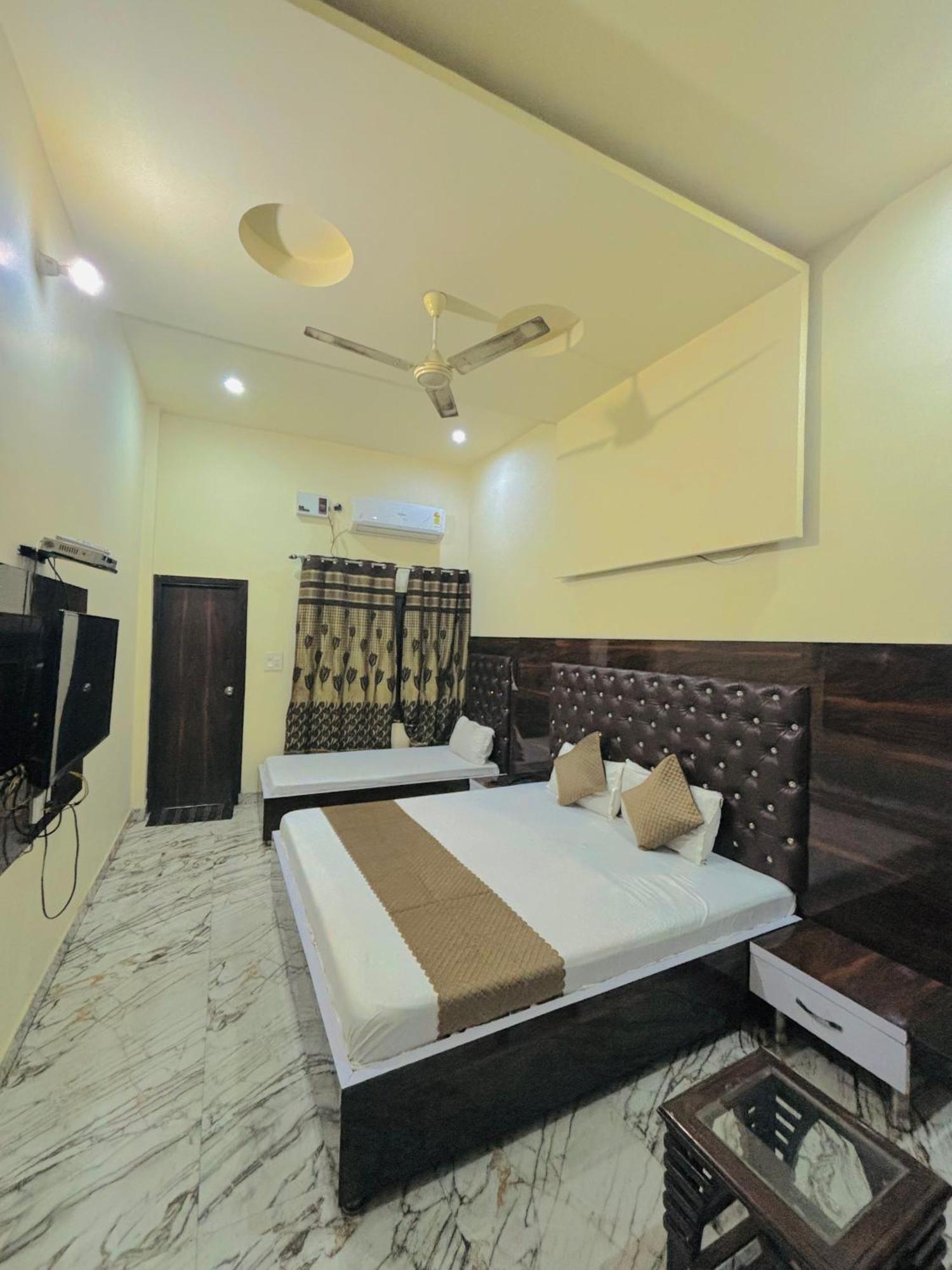 Shiv Shankar Guest House Amritsar Bagian luar foto
